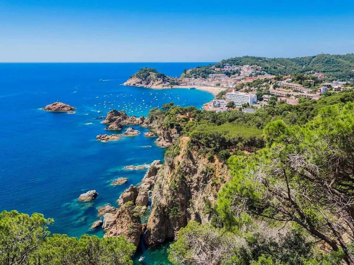 Pr39 Terraza Y Piscina Parking Tossa De Mar contacts